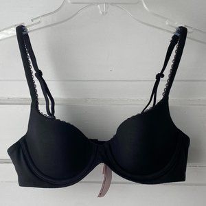NWOT Victoria’s Secret Black Bra
